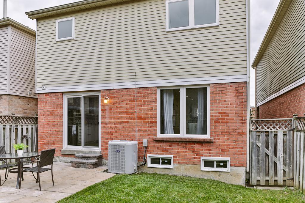 Quickstay Stunning 4Bdrm House In Vaughan Exterior photo